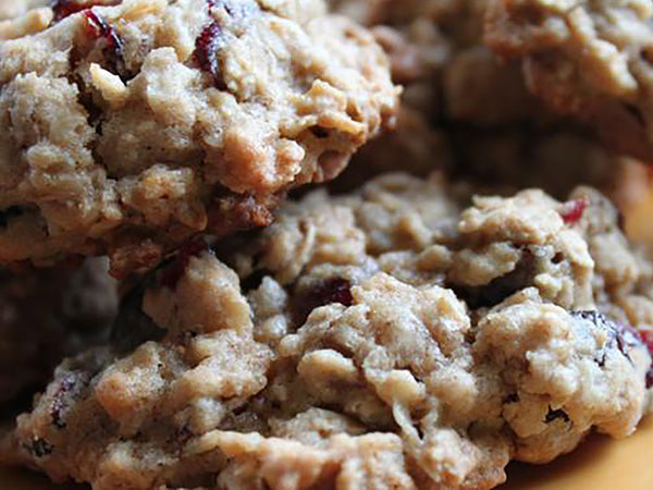 Six Spice Oatmeal Raisin Cookie with Cranberries and Dates*